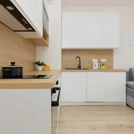 Cozy Apartment Lopuszanska By Noclegi Renters Warszawa Zewnętrze zdjęcie